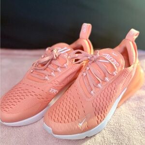 Nike Air Max 270 Peach Sneakers